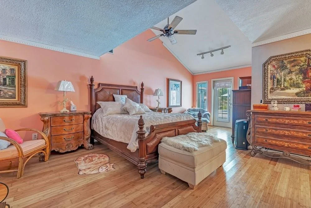 Photo of 233 FLAME AVENUE