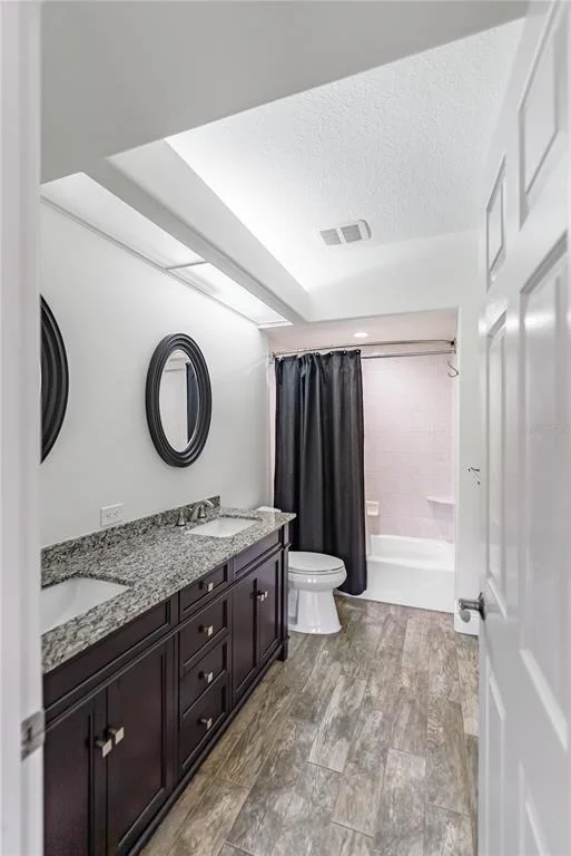 Photo of 6911 RIVERSEDGE STREET CIRCLE