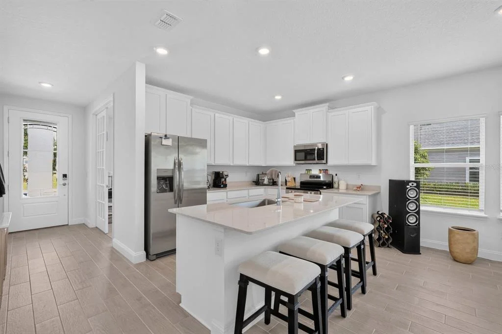 Photo of 2173 RAGLAN CIRCLE