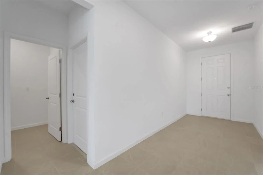 Photo of 304 MEREDITH BOULEVARD