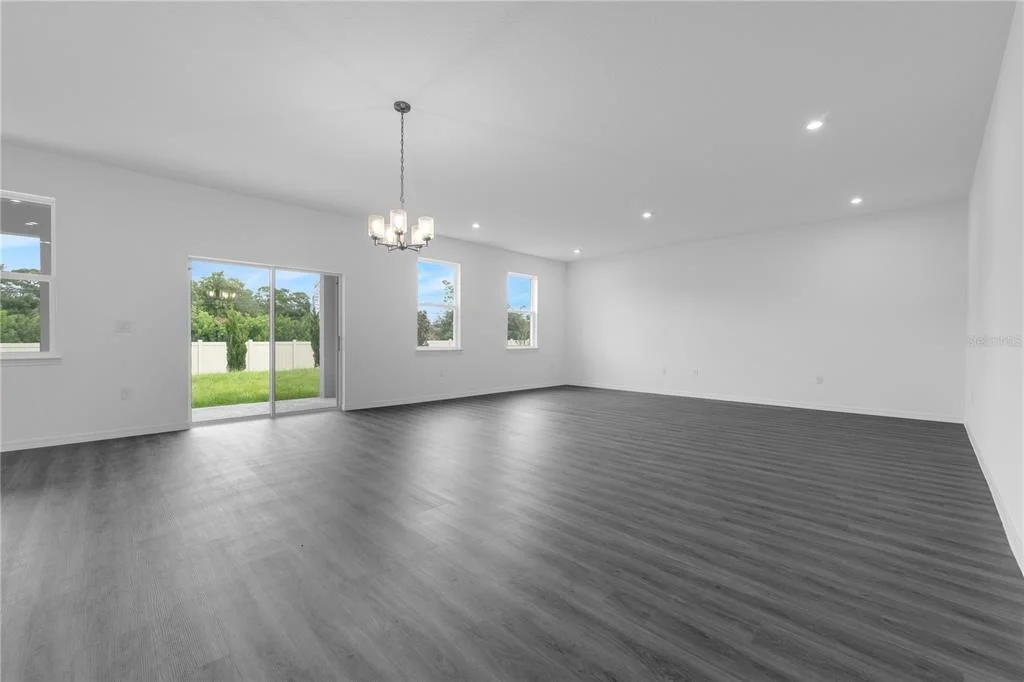 Photo of 6080 RIVER FARM AVENUE