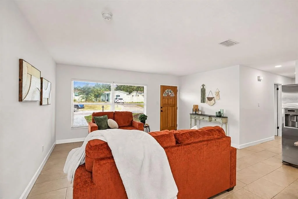 Photo of 482 OAKWOOD DRIVE
