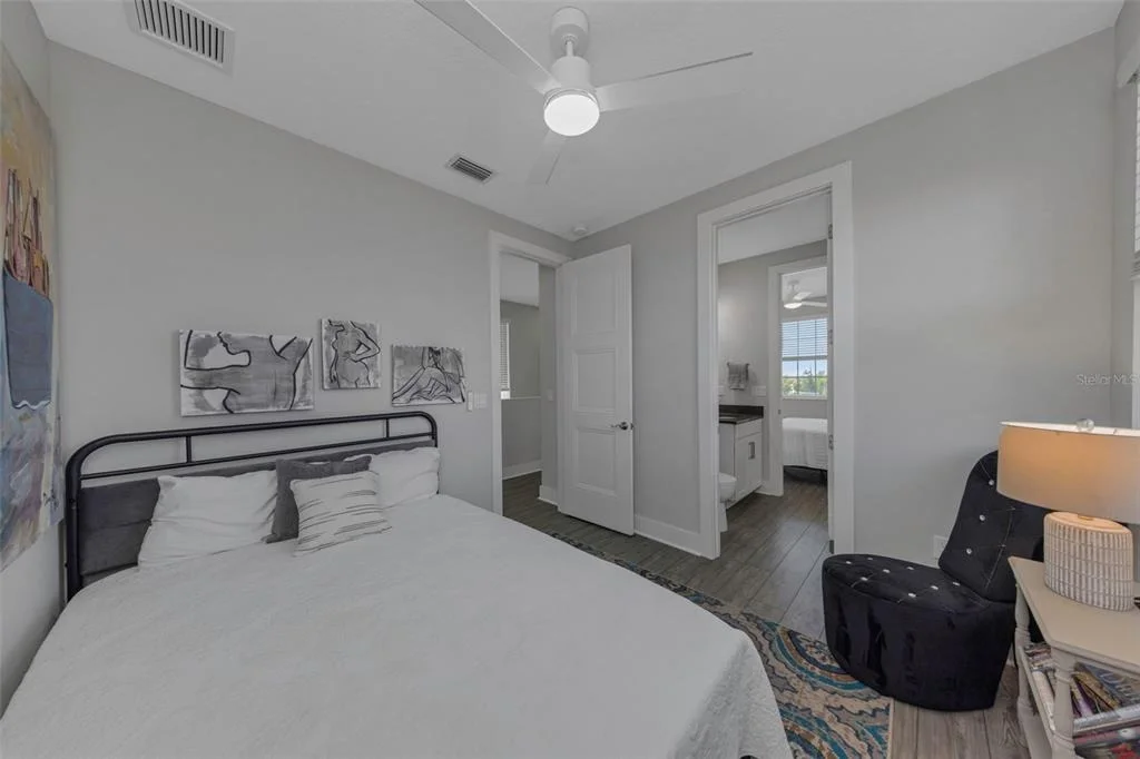 Photo of 4375 MARINA VIEW WAY
