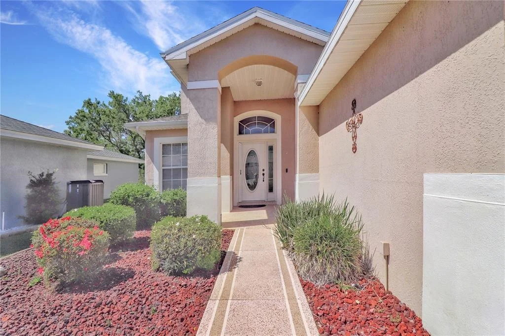 Photo of 20751 QUEEN ALEXANDRA DRIVE