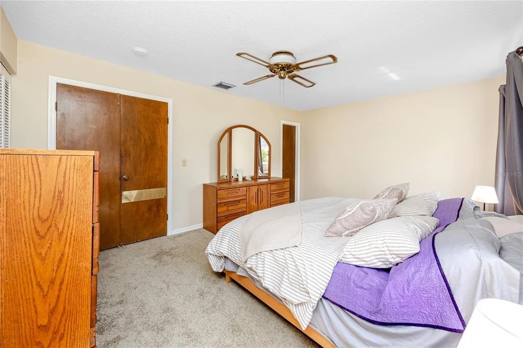 Photo of 14012 CASCADE LANE