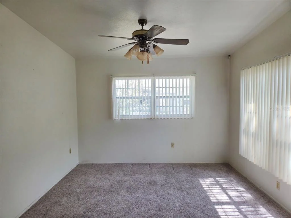 Photo of 640 FORREST DR