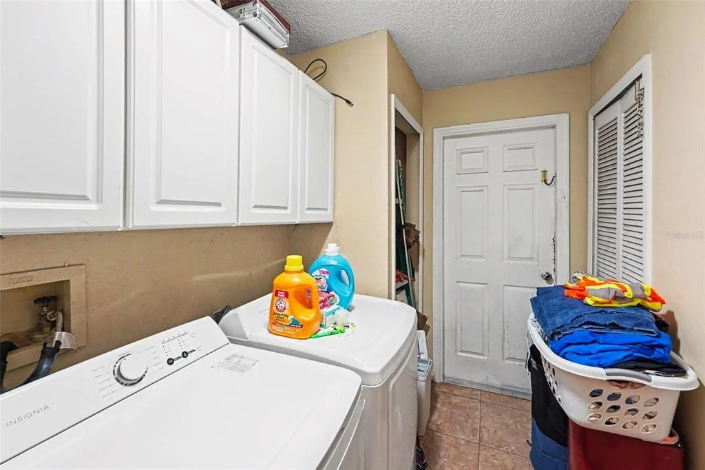 Photo of 627 CRYSTAL DR