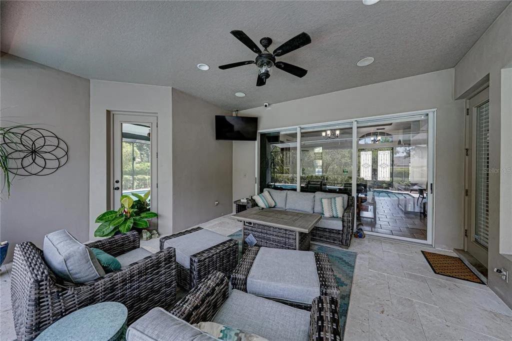 Photo of 6105 AUDUBON MANOR BOULEVARD