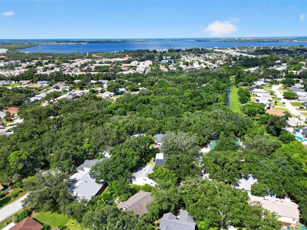 Photo of 6812 ARBOR OAKS DRIVE