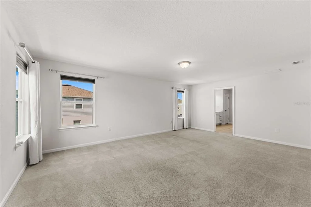 Photo of 100 LAVENNA AVENUE