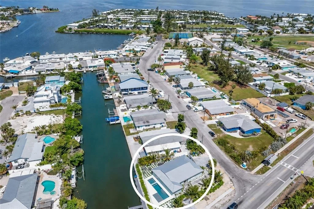 Photo of 6401 MARINA DRIVE