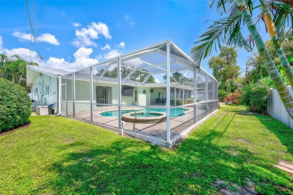 Photo of 809 JACARANDA DRIVE