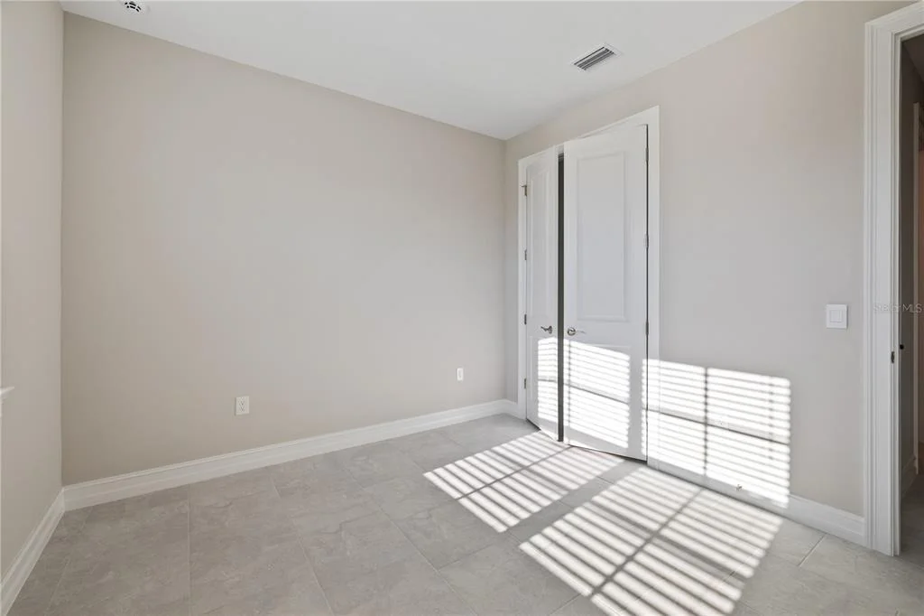 Photo of 17740 SHADE TREE LOOP