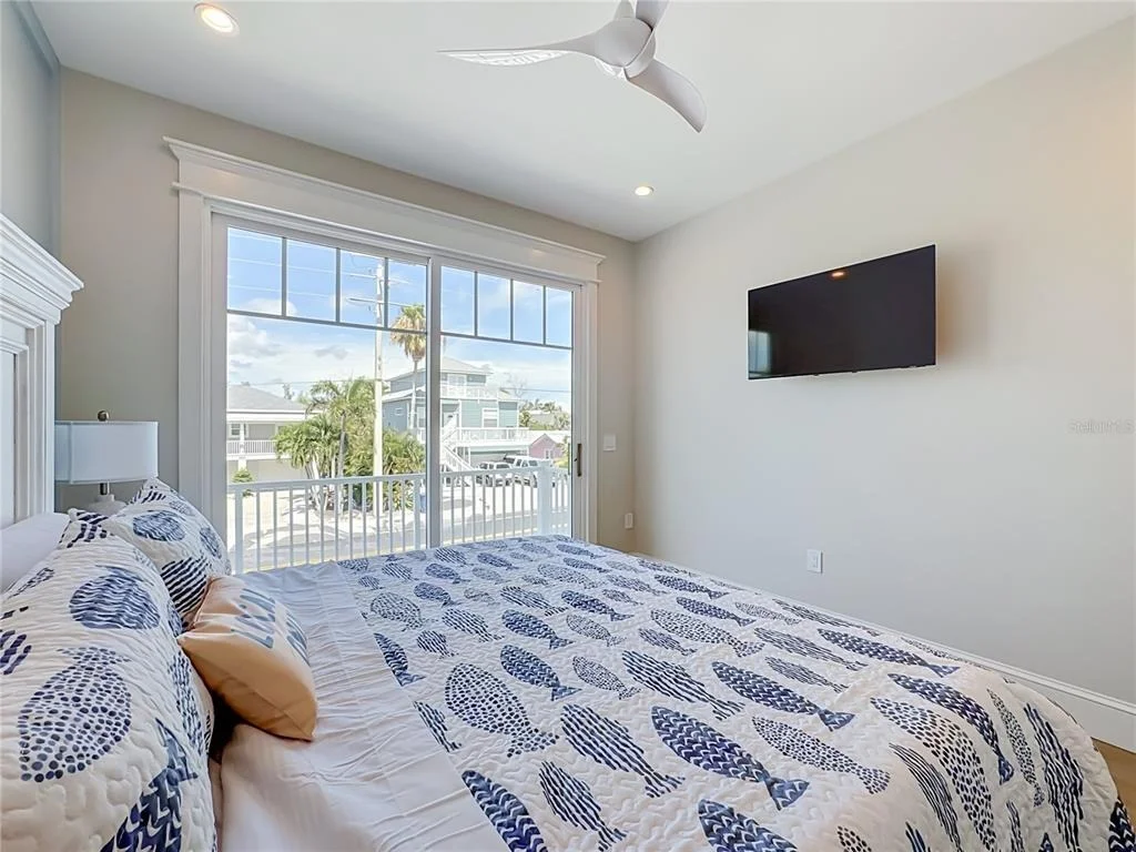 Photo of 2918 GULF DRIVE