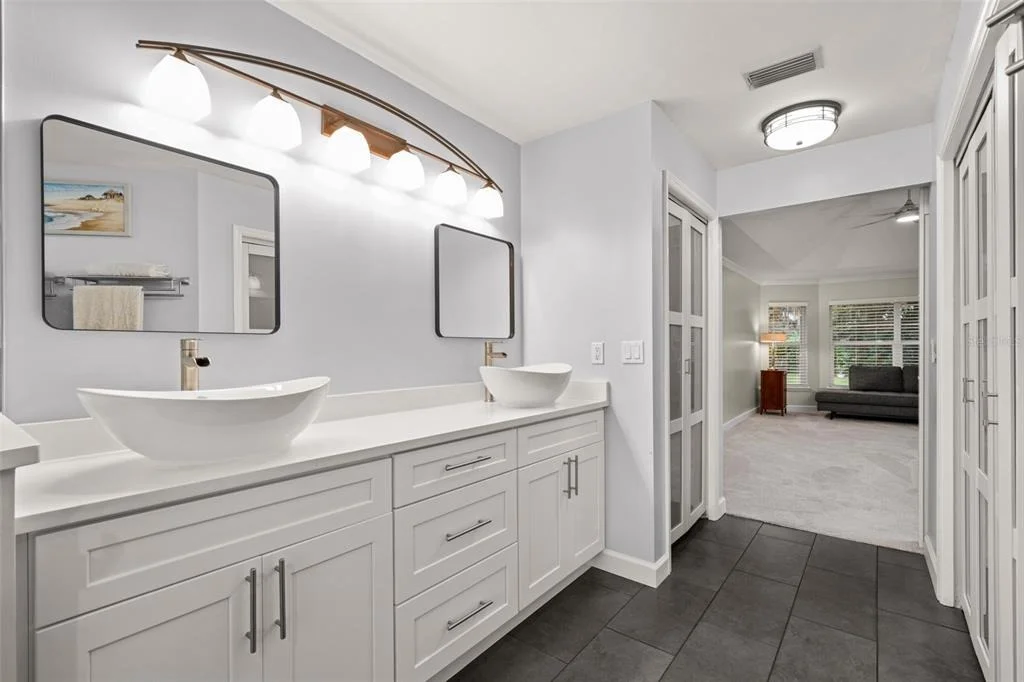 Photo of 5092 STRAFFORD OAKS DRIVE