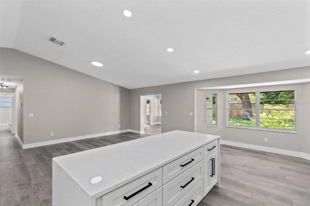 Photo of 910 WHISLER COURT