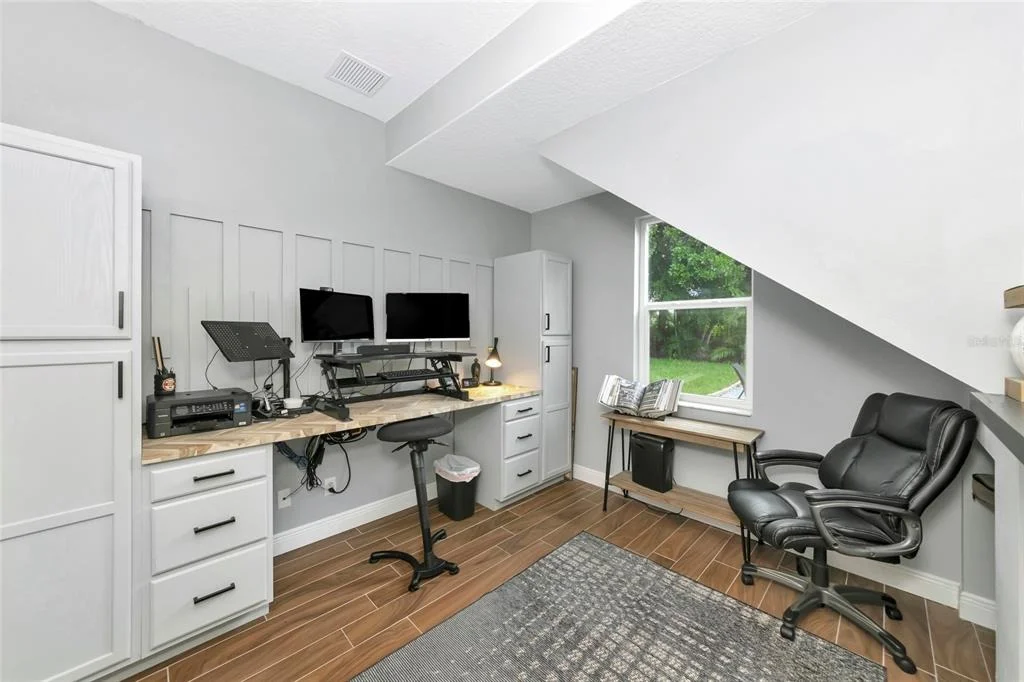 Photo of 1417 LANDVIEW LANE