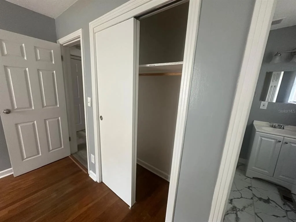 Photo of 1430 RON ROAD