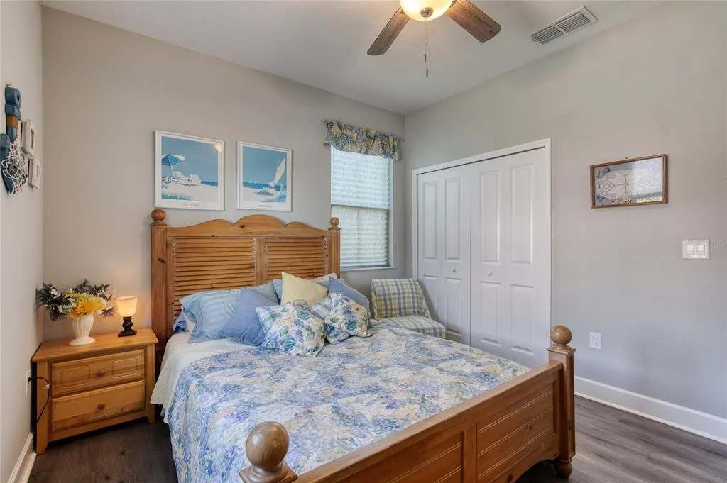 Photo of 444 LIME AVENUE