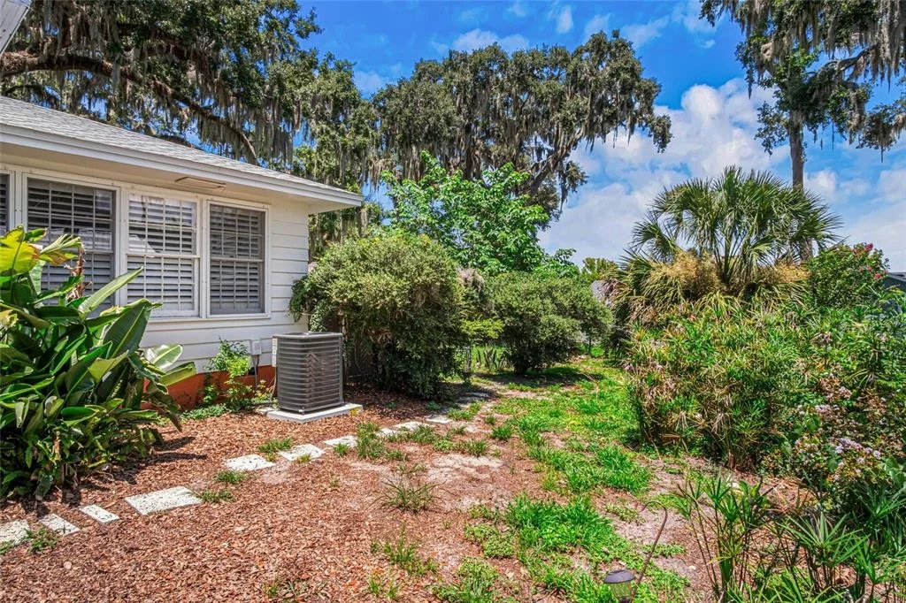 Photo of 102 PALMORA BOULEVARD