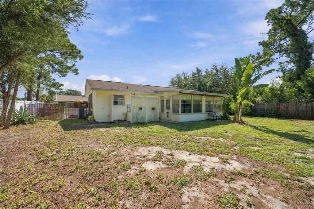 Photo of 3036 SHAMROCK DRIVE