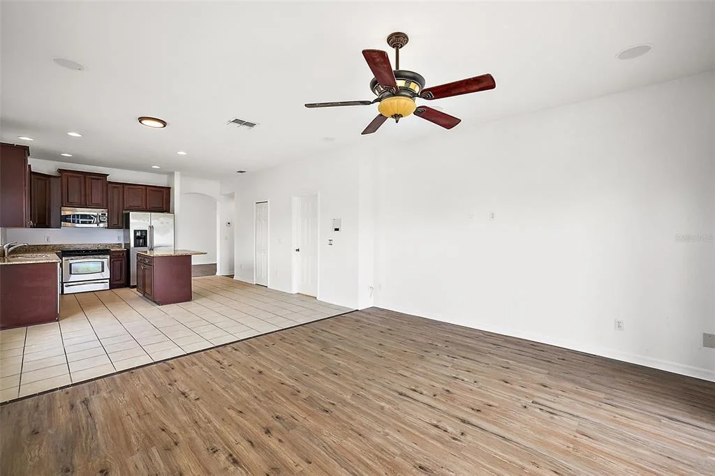 Photo of 401 GRASSY KEY WAY