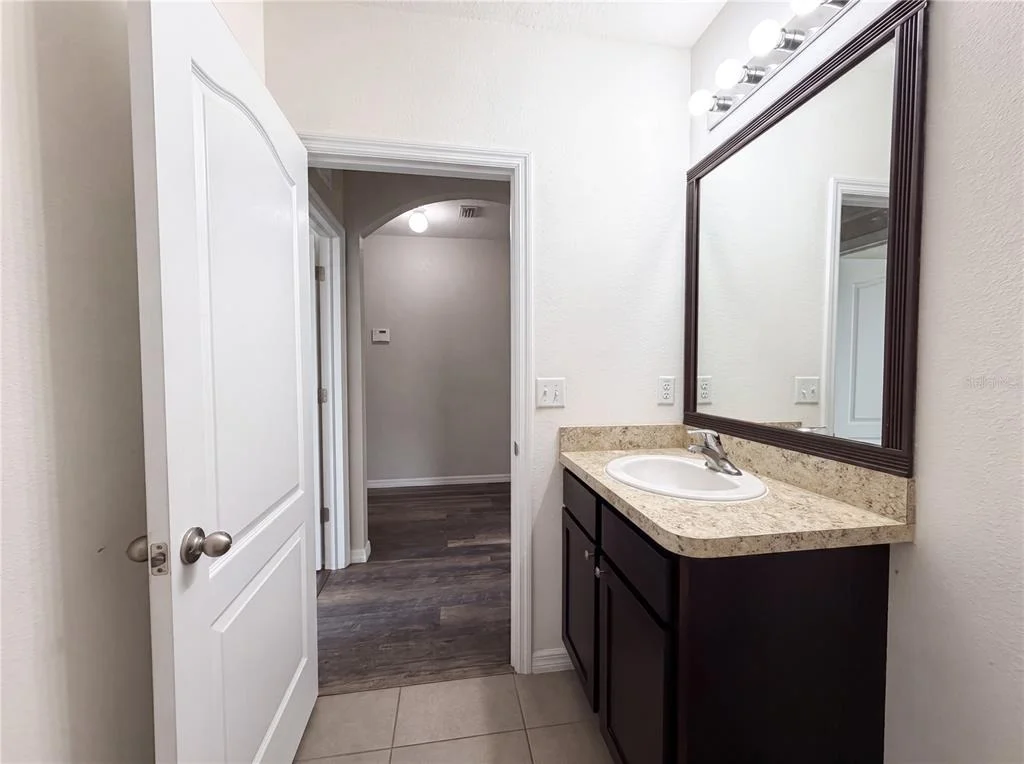 Photo of 16415 TREASURE POINT DRIVE
