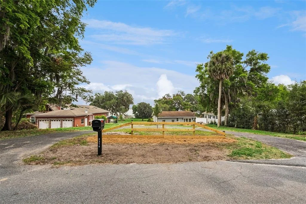 Photo of 2316 N GRIFFIN DRIVE