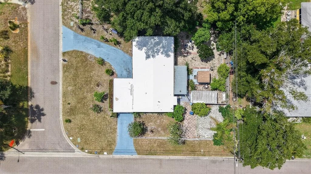 Photo of 568 MANOR DRIVE