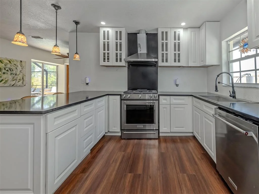 Photo of 1533 FUNDY ROAD