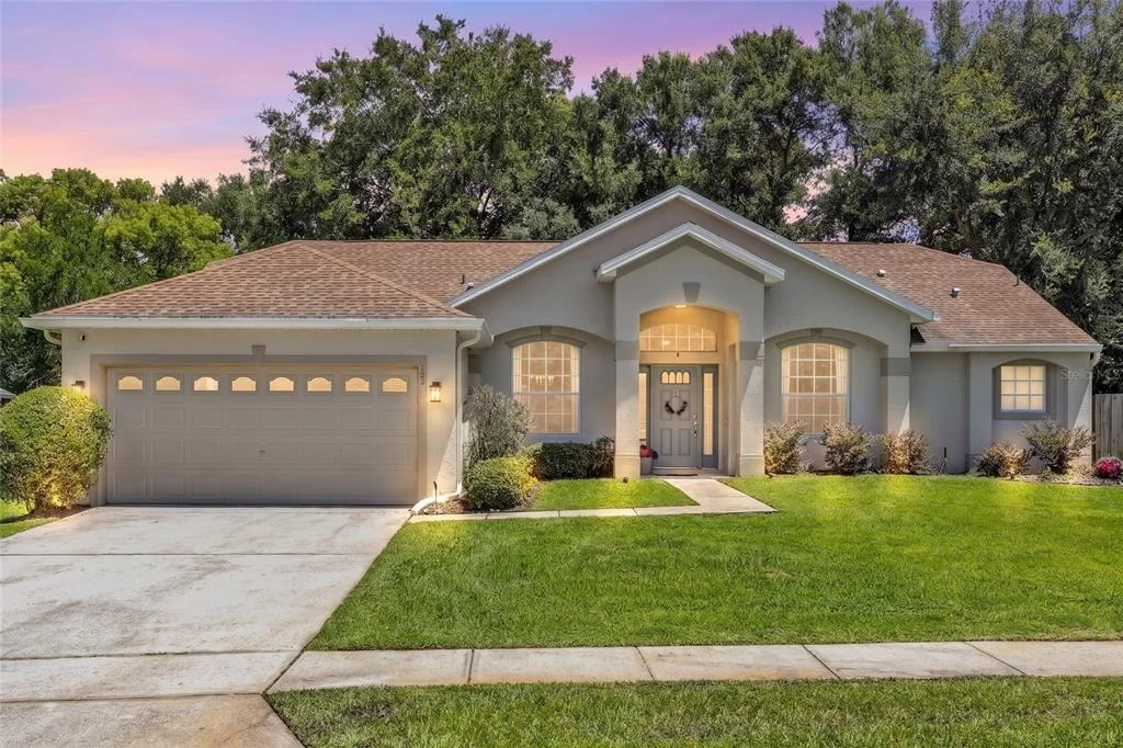 Photo of 122 CEDAR SPRINGS CIRCLE