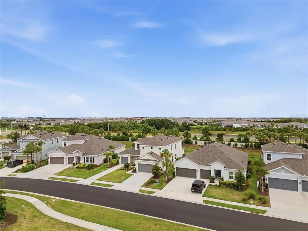 Photo of 16508 STAR GRASS CIRCLE