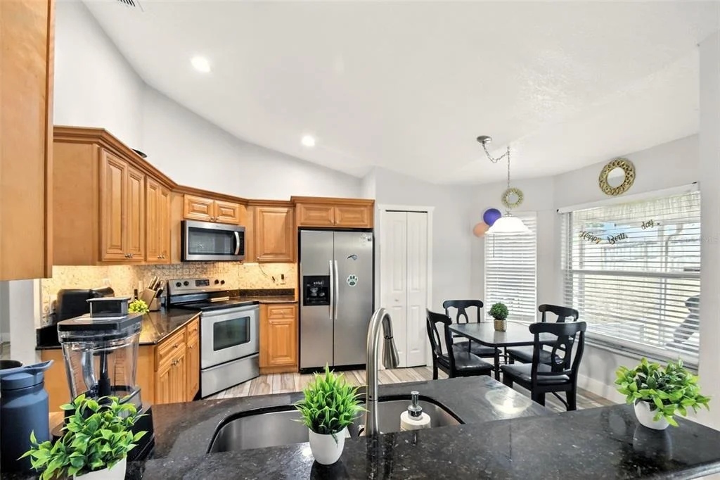 Photo of 6084 BROOKHILL CIRCLE