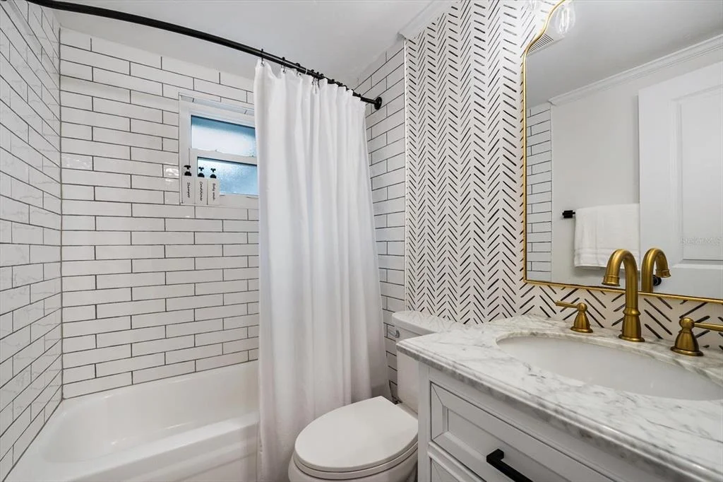 Photo of 852 ACADIA ROAD
