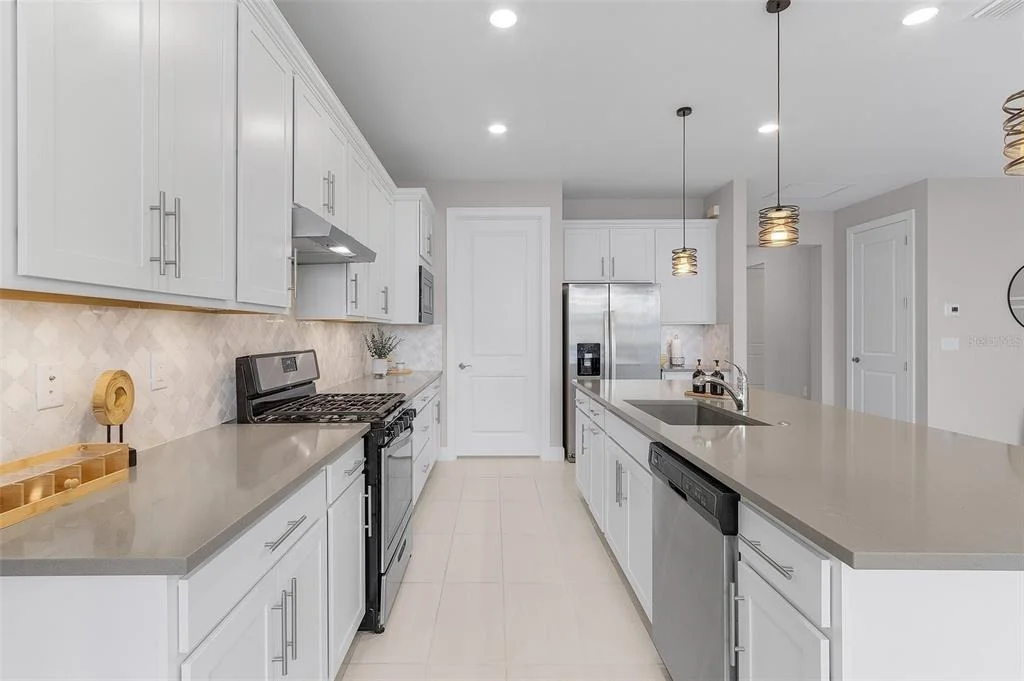 Photo of 42211 EDGEWATER DRIVE