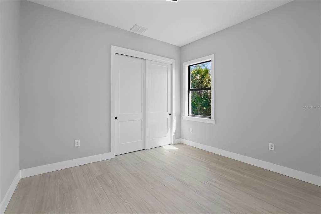 Photo of 1 WHITE MARSH ROAD