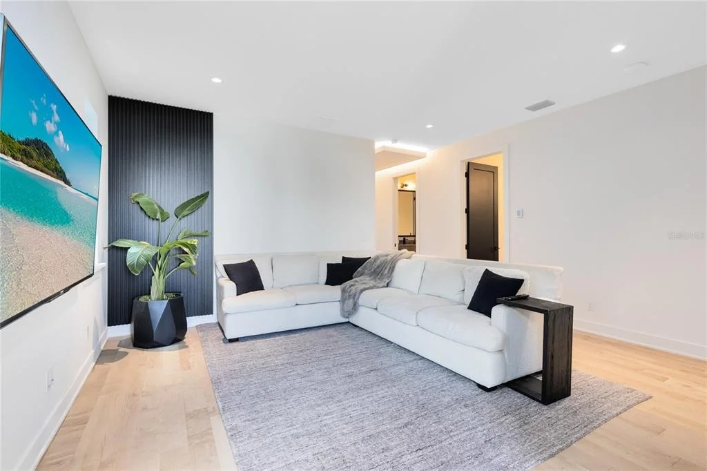 Photo of 8351 EDELMAN LANE