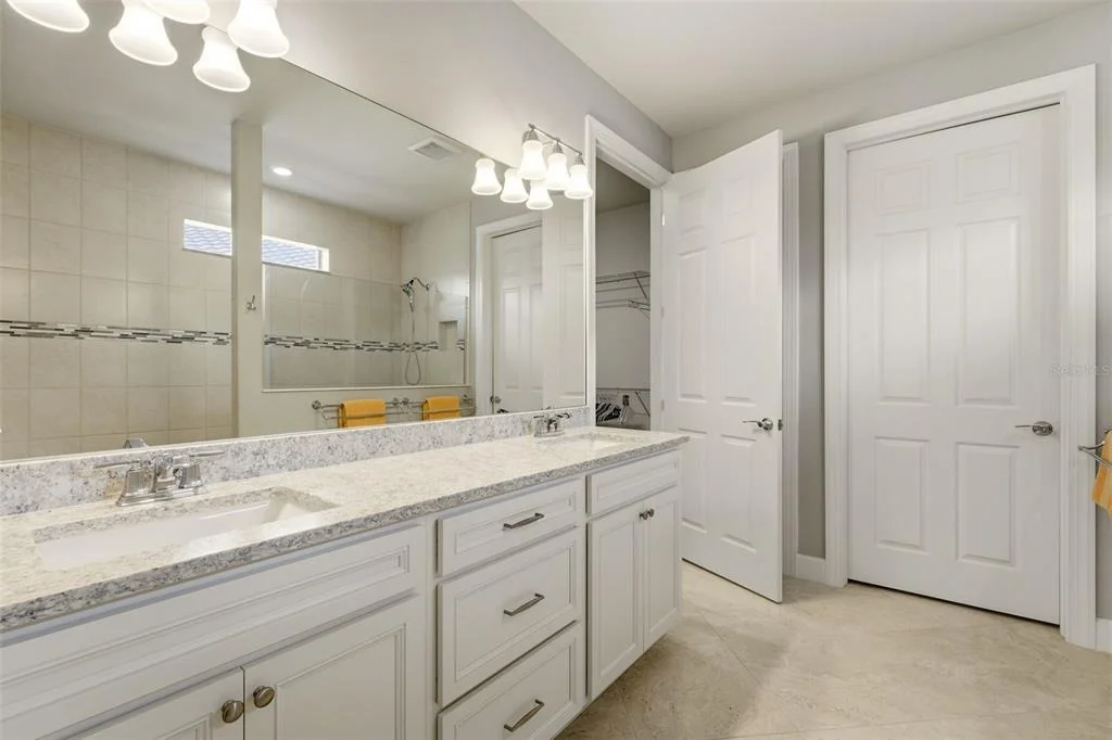 Photo of 6839 CHESTER TRAIL