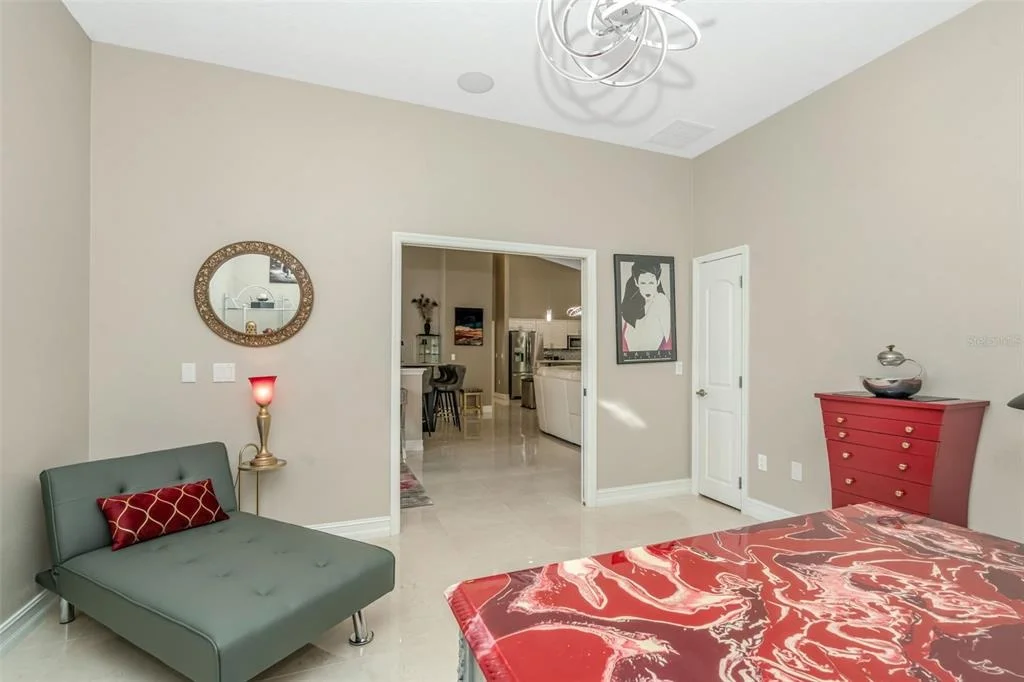 Photo of 21812 CARSON DRIVE