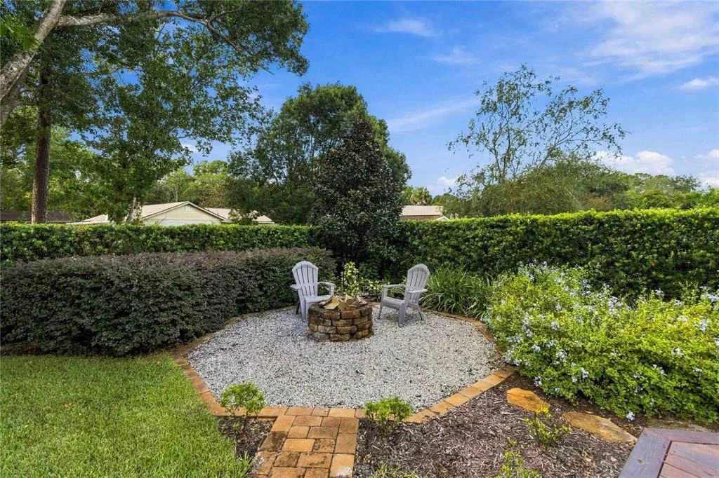 Photo of 1044 FOREST CIRCLE