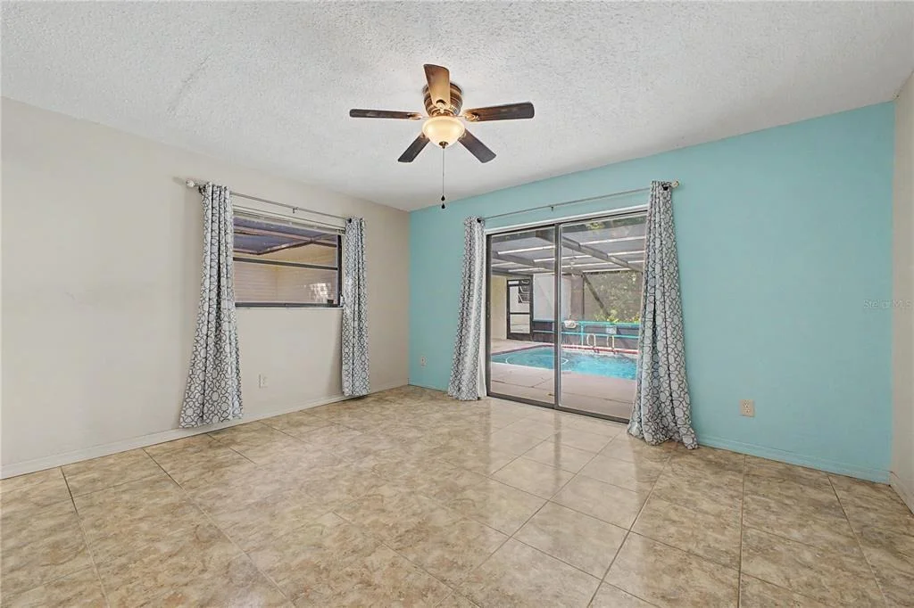 Photo of 1411 IVYDALE ROAD