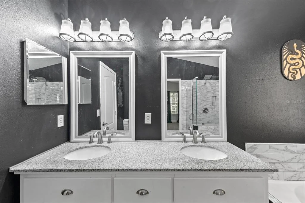 Photo of 1365 SHOOTINGSTAR LANE