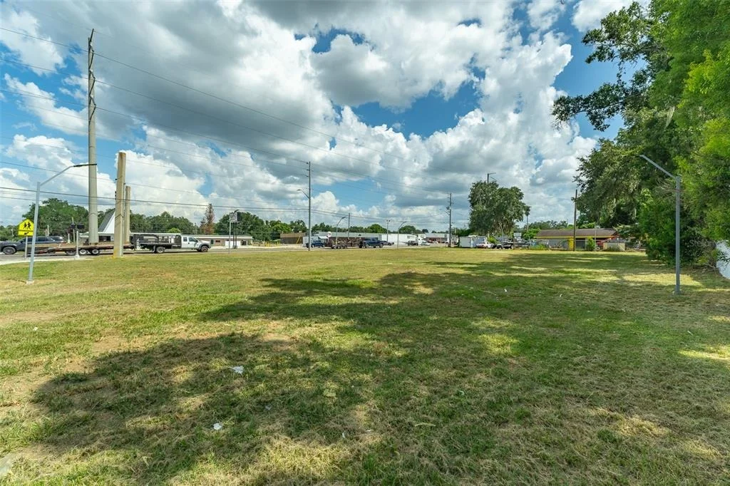Photo of 1336 N COMBEE ROAD