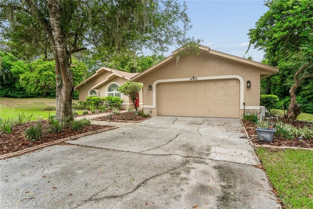 Photo of 14433 LINDEN DRIVE