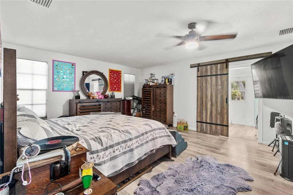 Photo of 5925 SPENCER PARRISH ROAD