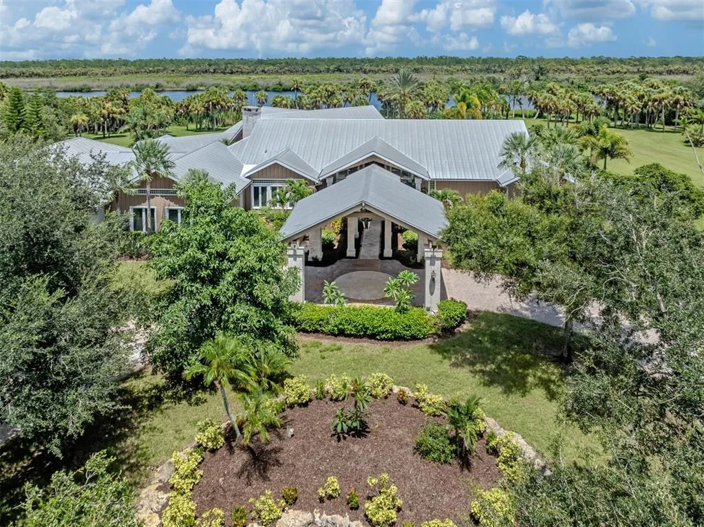 Photo of 630 N RIVER ROAD