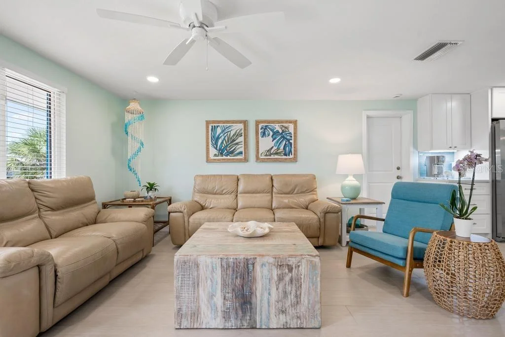 Photo of 406 BAY PALMS DRIVE