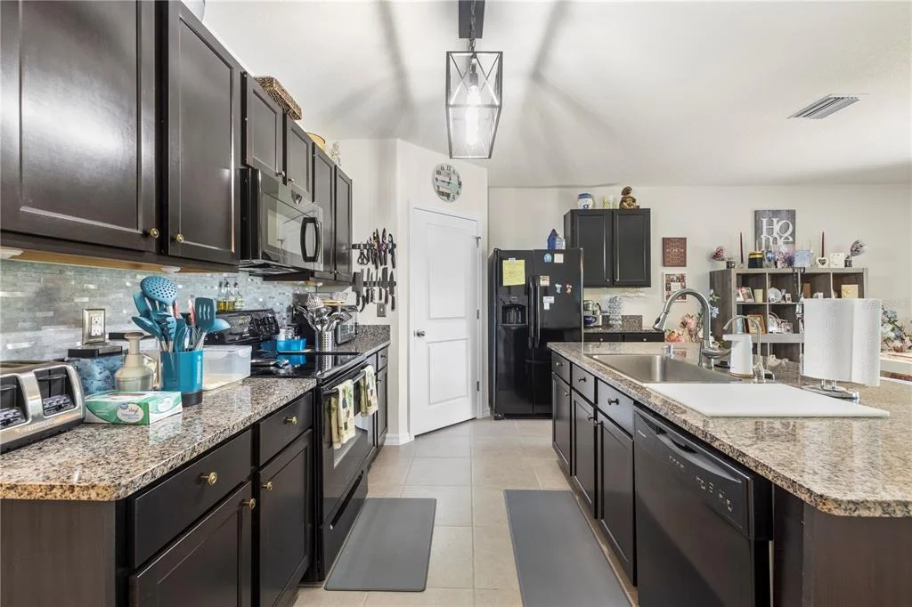 Photo of 10527 PARK MEADOWBROOKE DRIVE