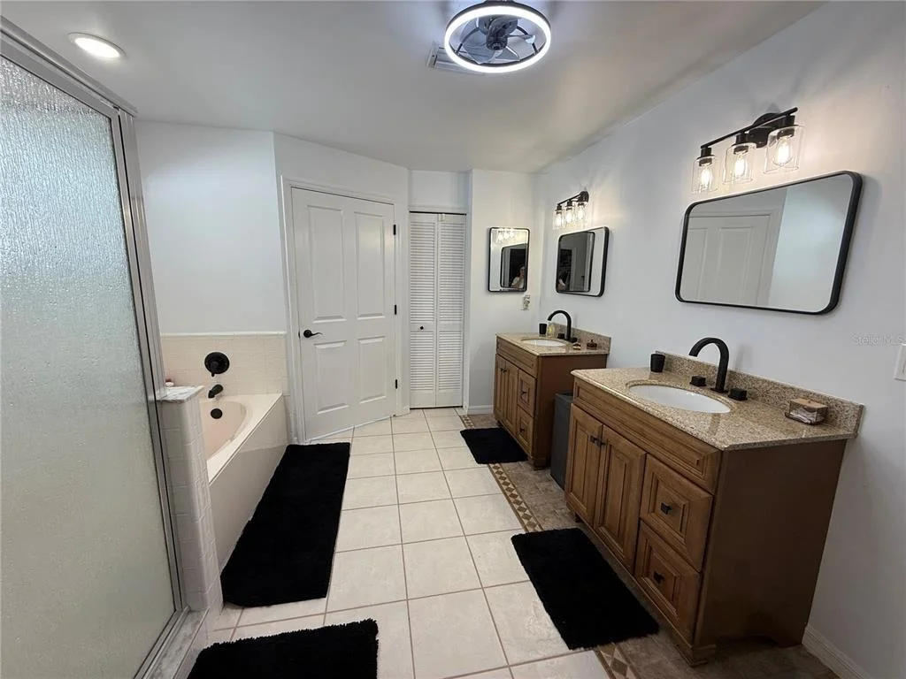 Photo of 77 CIMMARON DRIVE