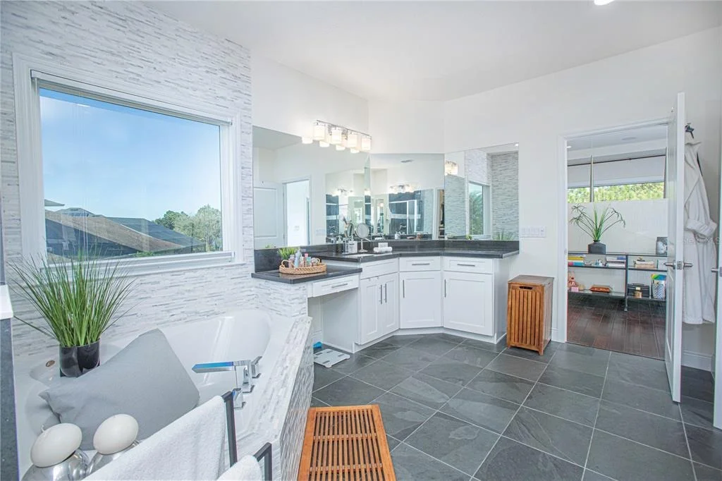Photo of 12601 BANTING TERRACE
